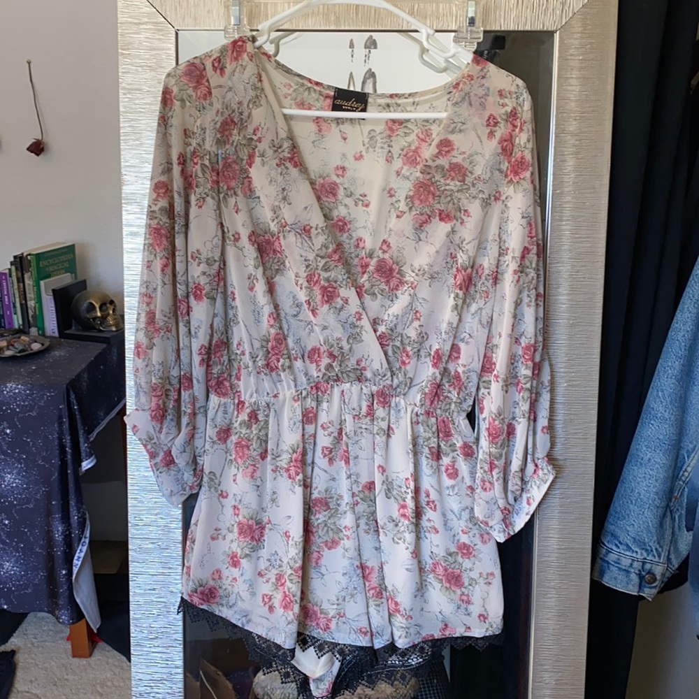 floral romper with lace trim